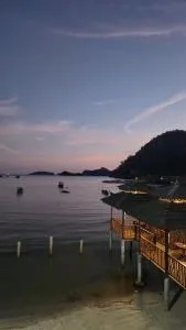 Qaluna Villa Langkawi - 瓜埠