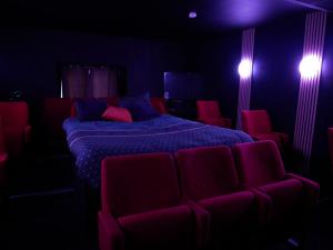 Appartements Cinema Paradiso - Appartement de charme avec Sauna, Hammam, spa : Appartement 2 Chambres