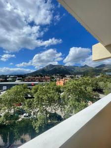 Las Palmeras - Wā Marbella Beach