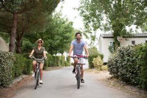 Campings Camping Le Paradis - Maeva : photos des chambres