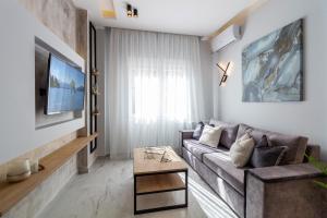 Alicia by halu! Central 2BD apartment
