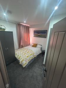 5 Bed House in Gillingham