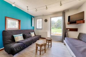 Idéal 4 adultes et 1 enfant à 300m de la plage