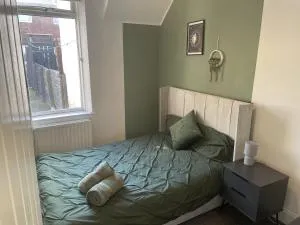 2 Harrington Gardens - Bothal