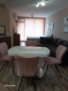 студио Орхидея Сарафово лукс с изглед към морето