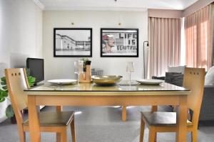 Banksys Hideout London Graffiti-Style Apartment