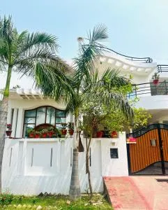 The Vintage Villa - Gomti Nagar