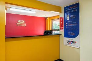 Econo Lodge Research Triangle Park