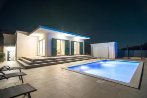 Villa Ivka NEW HOUSE pool and beautiful view