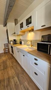 Maisons de vacances Maison de campagne a 15 minutes de Conques : photos des chambres