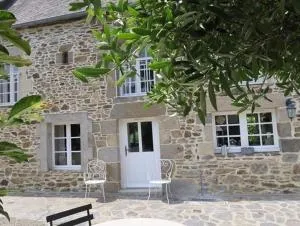Gîte de charme 4 étoiles - Langrolay