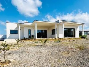 Villa G, Pour 6pers, 10 min des plages, proche Aéroport Beziers et autoroutes - 贝济耶新城