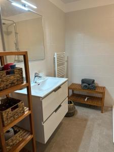 I Sognu - Charmant Appartement Neuf Proche du Port