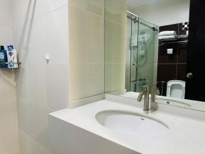 1 Bedroom Unit In Bamboo Bay