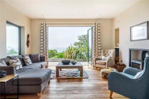 Exceptional Detached House with Stunning Sea Views in Bigbury on Sea Devon