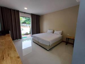 หอมสวัสดิ์วิลเลจ รีสร์อท