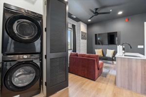 Kays Retreat - Brand New Walk to Restaurants