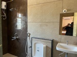 4C NRI Residency