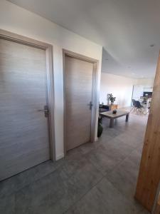 Appartements Le Jura entre Annecy et Geneve : photos des chambres