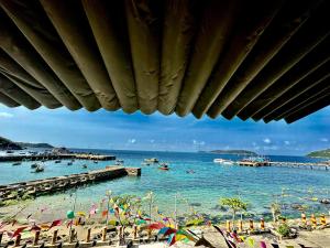 Phòng ba giường có view biển