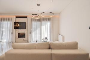 Rosy Villas Collection