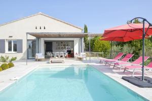 Maisons de vacances Villa Cali - Air-conditioned, Pool, Heart Village : photos des chambres