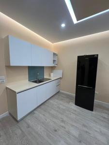 Emerald Inn Apartment 2