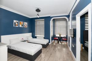 Two-Bedroom Apartment room in Taxim Trend Suites