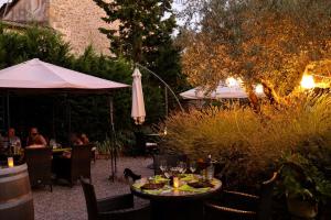 Hotels Logis Hotel Chateau De Palaja : photos des chambres
