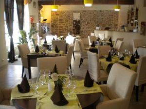 Hotels Logis Hotel Chateau De Palaja : photos des chambres