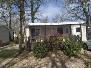 Campings Mobil-Home Camping 6 personnes ARDECHE Le Domaine de Chaussy : photos des chambres