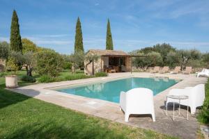 Villas L-Olivette d-Uzes YourHostHelper : photos des chambres