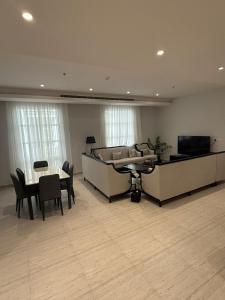 Apartment in Alnarjes شقة في حي النرجس