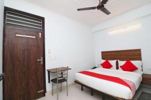 Super Hotel O Sathguru Residency Near New Ashok Nagar Metro Station