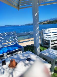 Apartmani Ana - Meka Draga