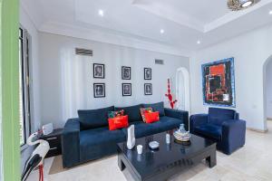 Luxury Apartment with Pool Large Terrace & Balconies in Hivernage Marrakech