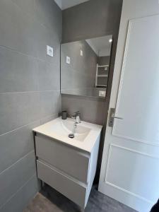 Appartements MORIANI PLAGE Studio climatise 4 pers B2 : photos des chambres