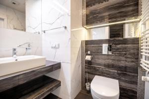 About Art Apartments - Ovo