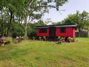 Campings La roulotte d'alany : photos des chambres