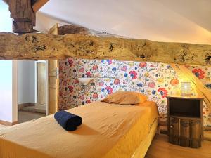 Maisons de vacances Magnifique ferme renovee et sa piscine ecologique - 15 personnes - 7 chambres : photos des chambres