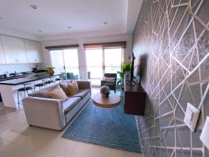 Apartment on the Malecon, The One Tower