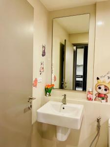 The base Central Pattaya 633 by Numam