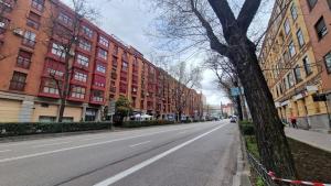 For You Rentals Spacious, temporary, and central 3-bedroom apartment PDA653