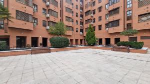 For You Rentals Spacious, temporary, and central 3-bedroom apartment PDA653