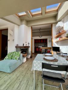 Settesanti Vintage Attic