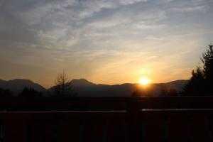 Beautifully Restored Log Cabin