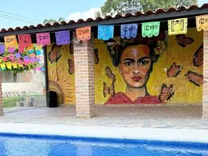 Casa con Alberca La Mexicana - La Calera