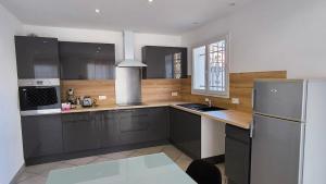 Maison tout confort belle terrasse sud