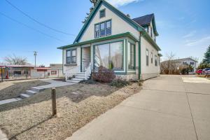 2 Mi to Dtwn Studio Suite in Sheboygan