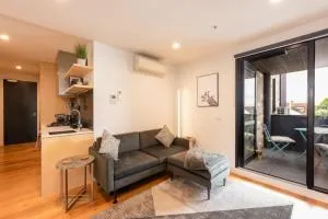 Modern 1 Bedroom Apartment in Brunswick East near CBD - Brunswick